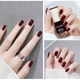 thumbnail image 1 of Esmalte de uñas despegable a base de agua. Esmalte de uñas despegable que no se seca al horno. 8 ml. Arte de uñas., 1 of 2