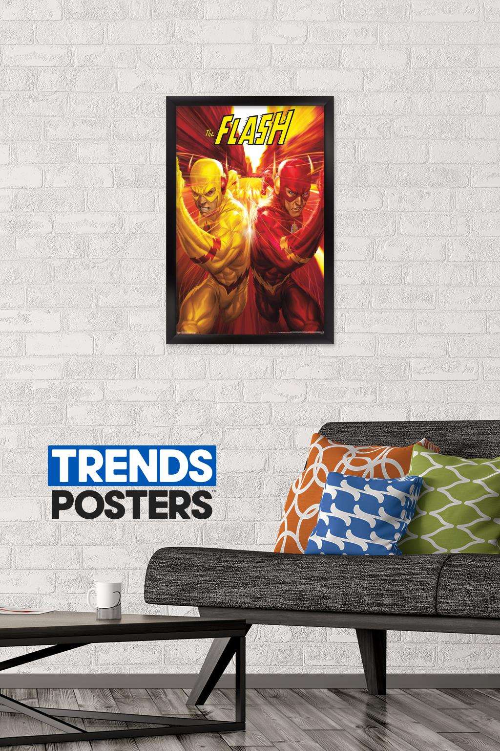 DC Comics - The Flash and The Reverse Flash - Race Wall Poster, 14.725" x 22.375", Framed