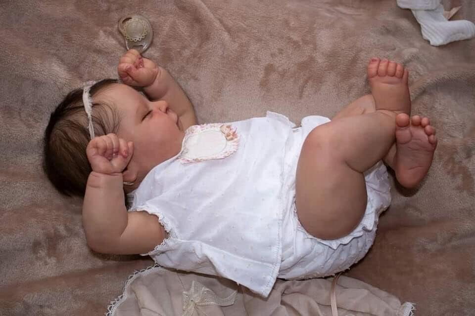 Real Life Reborn Baby Dolls 20 inch Realistic Soft Vinyl Baby Doll Sleeping Newborn Dolls Cloth Body Reborn Babies Toy Dolls for Girls Ages 3+