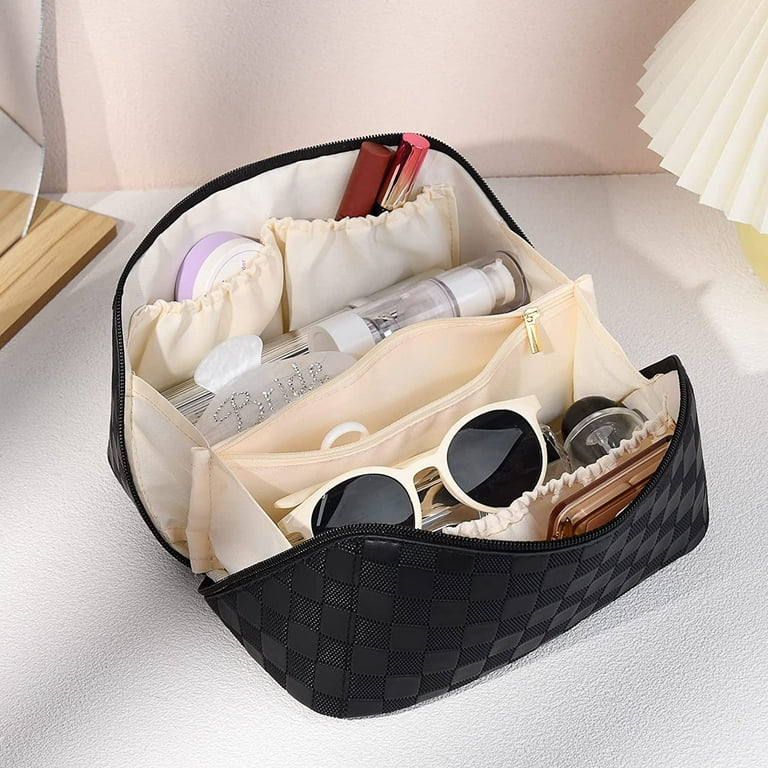 Travel Makeup Bag for Women Large Capacity Cosmetic Bag Waterproof Black  Checkered Portable PU Leather Toiletry Bag Organizer Makeup Brushes Storage