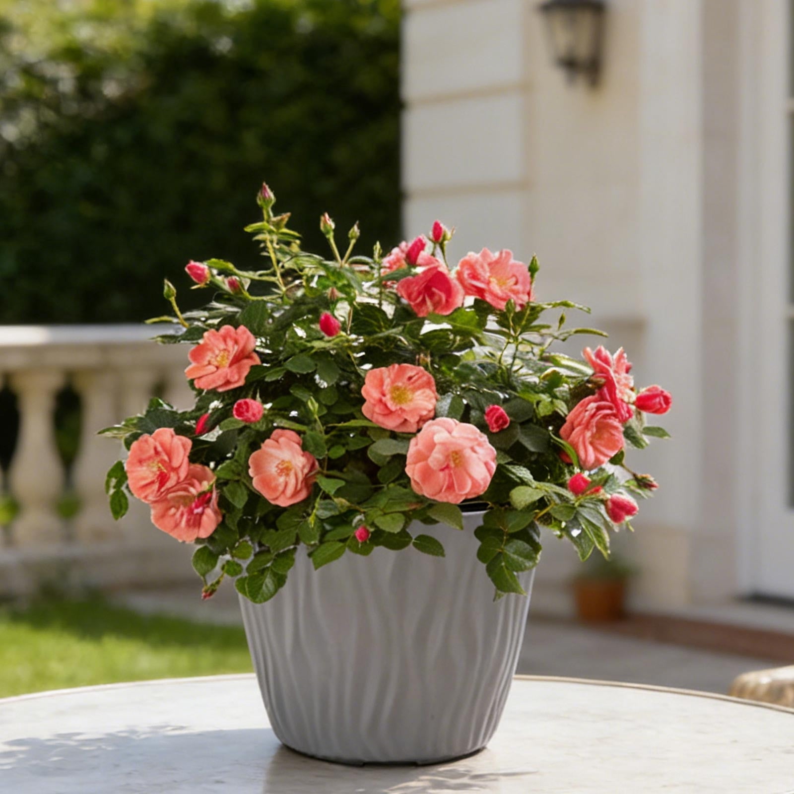 Large Ribbed Circular Flower Pot, Modern Planter for Home Gardening and Balcony s, Textured Indoor and Outdoor Plant Container, Stylish Home Decor Accent
