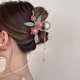 thumbnail image 4 of Horquillas de loto de exquisitez para mujer, pinza para la nuca, pinza para el pelo con borlas, pinza para el pelo con forma de tiburón, tocado estilo Hanfu grande, 4 of 6