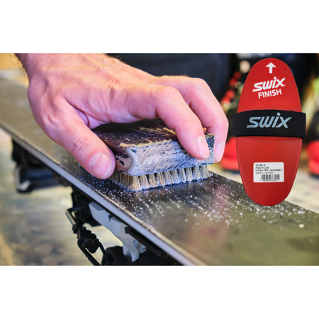 SWIX スウィックス スノボ メンテナンス ＜2025＞ T0190O / ファイン レッド オーヴァルブラシ/ リキッド用