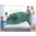 thumbnail image 3 of Ropa de cama Blanket Utopia, forro polar, tamaño king, celadón, 300 g/m², 3 of 8