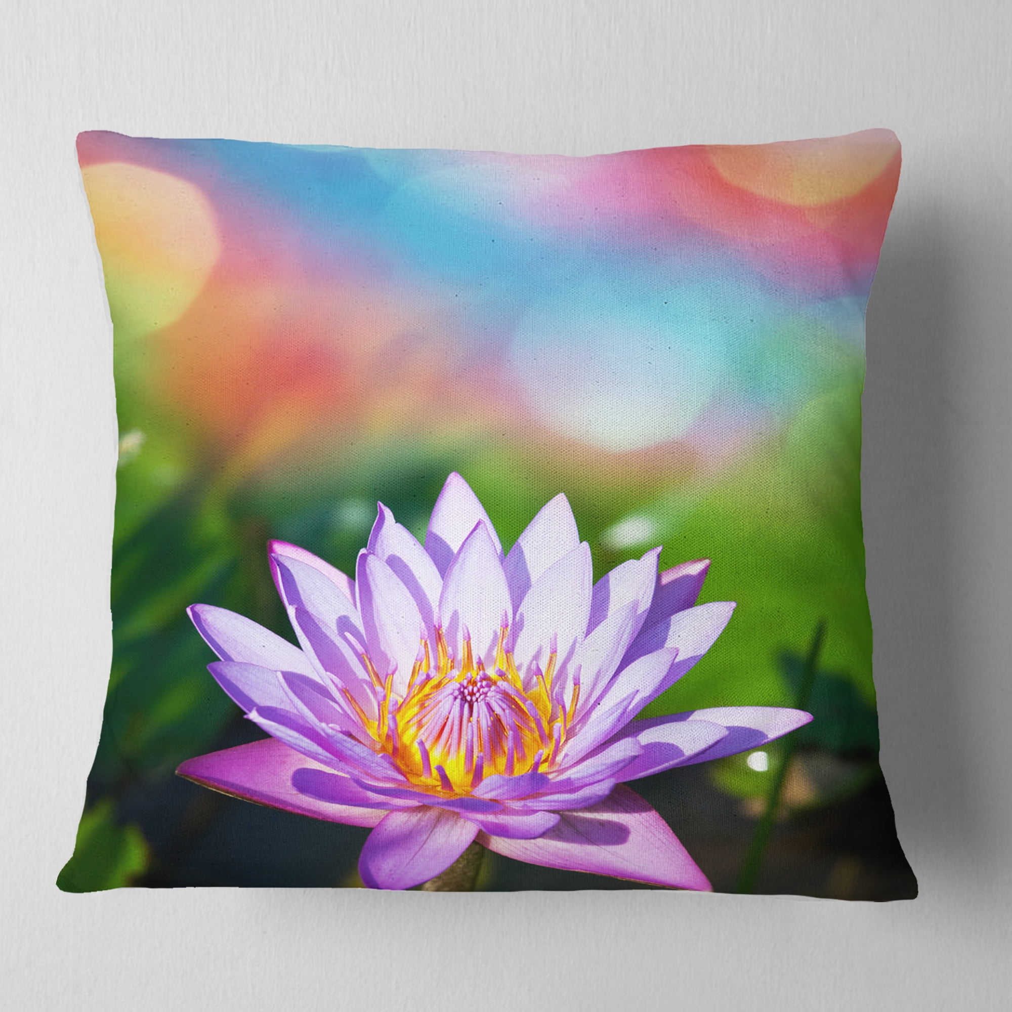 Designart 18" x 18" Purple Polyester Throw Pillow