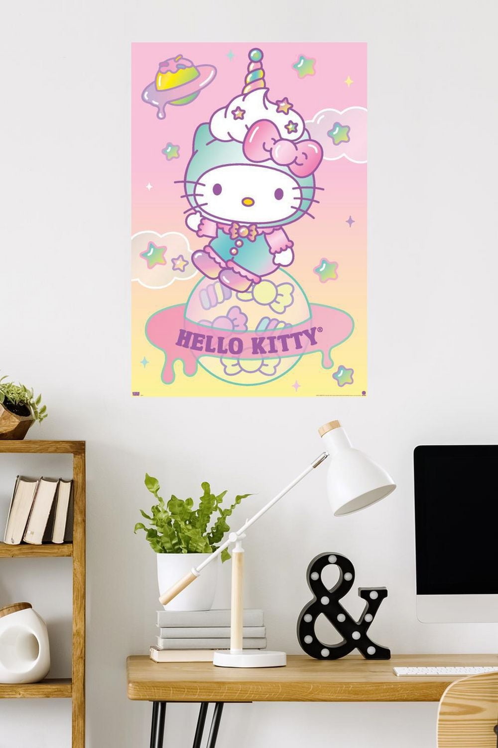 Hello Kitty and Friends: 24 Dreamland - Hello Kitty Wall Poster, 22.375" x 34"