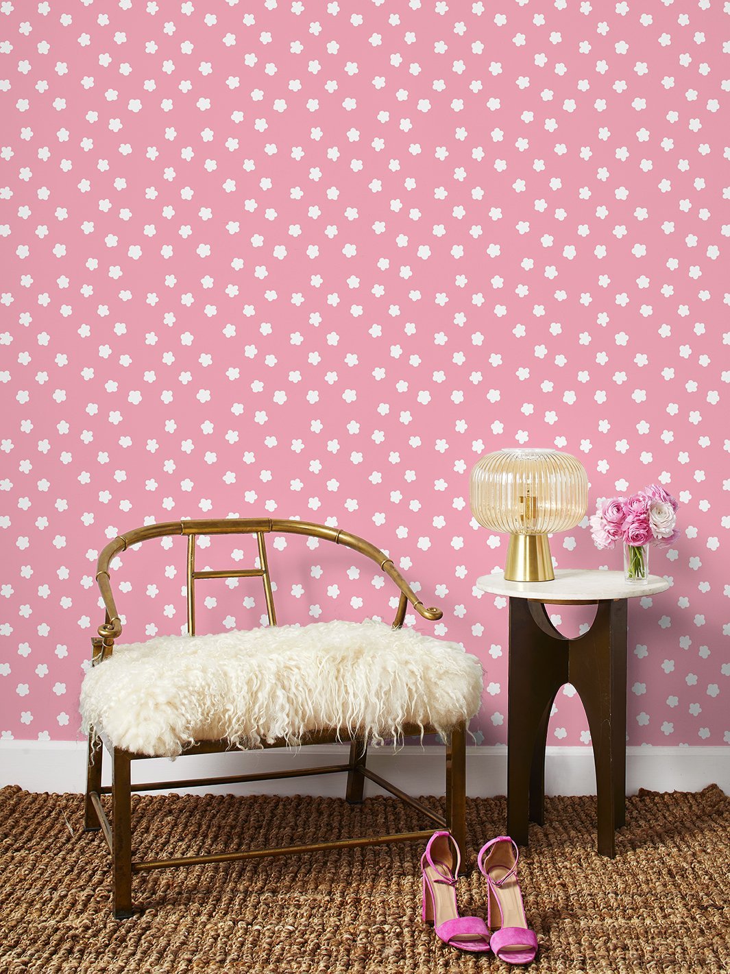 Daisy Removable Vinyl Wallpaper by Barbie - Bubblegum