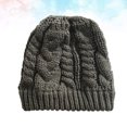 thumbnail image 1 of unbranded Gorro De Para Mujer Con Coleta Color Oscuro Cálido Para, 1 of 3
