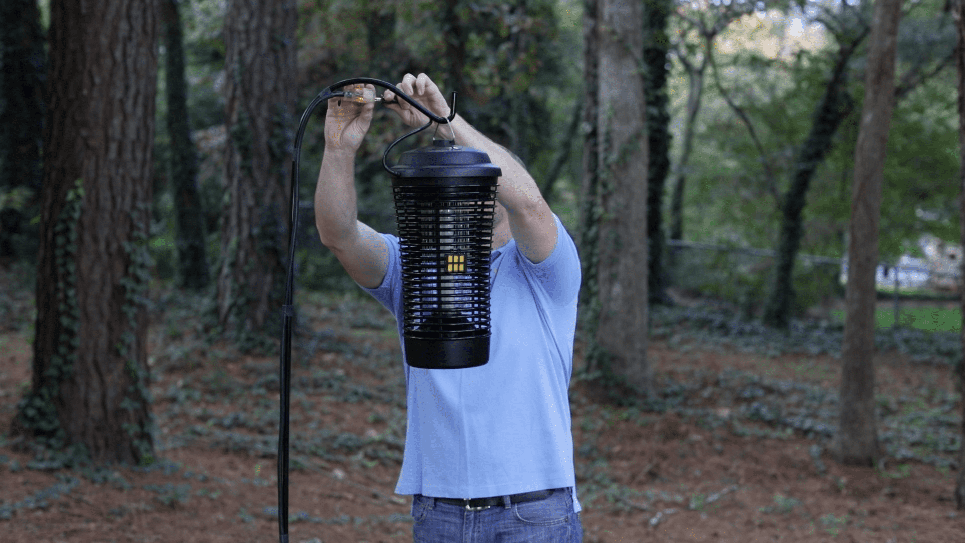 Black Flag 5500 Volt Deluxe 40W Electronic Insect Killer