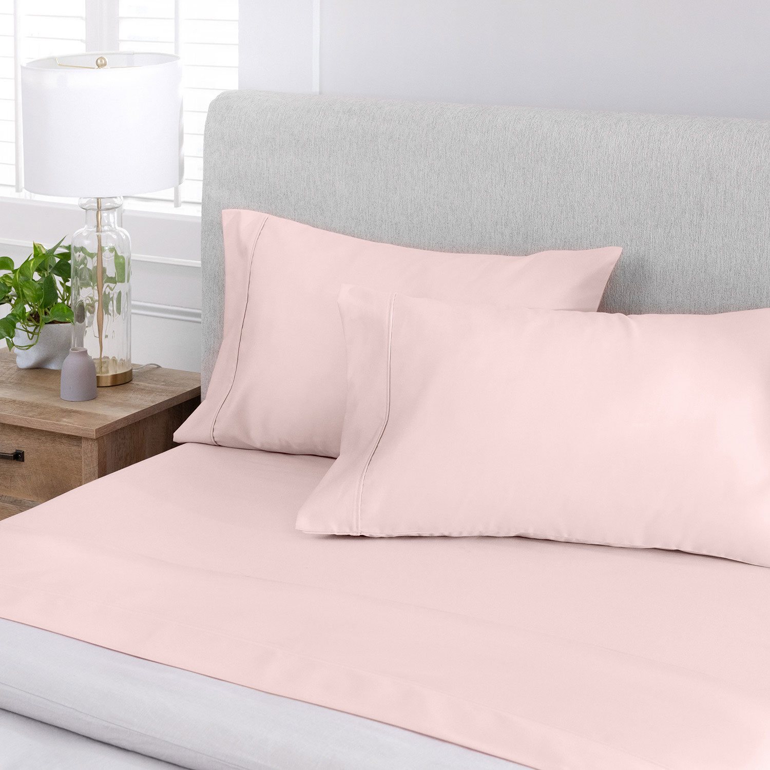 Member's Mark 450-Thread-Count Solid Pillowcases, Set of 2, Assorted ...