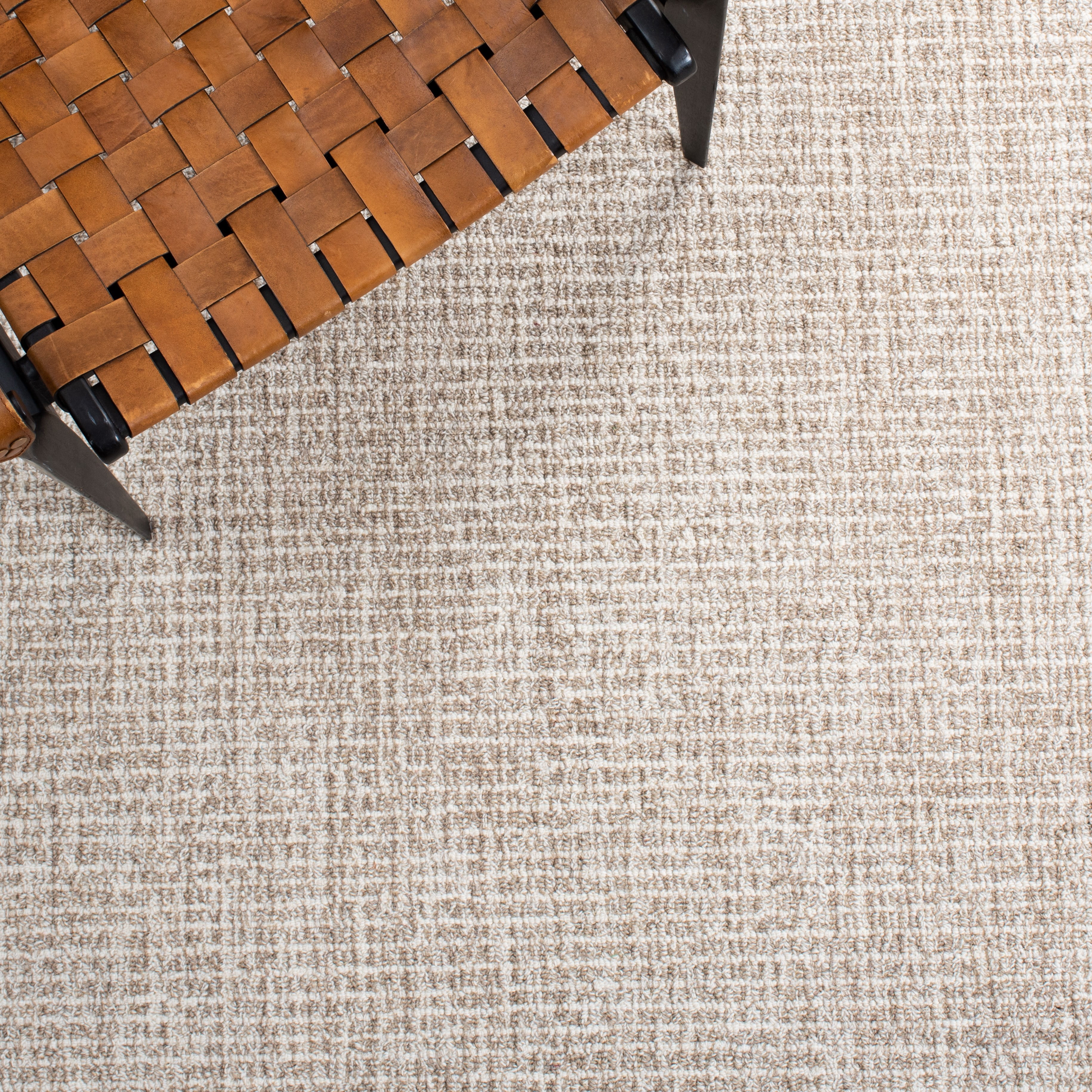 Safavieh Abstract Delia Distressed Wool Area Rug, Ivory/Gray, 12' x 12' Round
