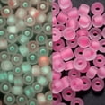 thumbnail image 2 of Cuentas de vidrio luminoso de 3mm para joyería, cuentas espaciadoras sueltas que brillan en la oscuridad, accesorios para pulsera y collar, 600 piezas, 2 of 4