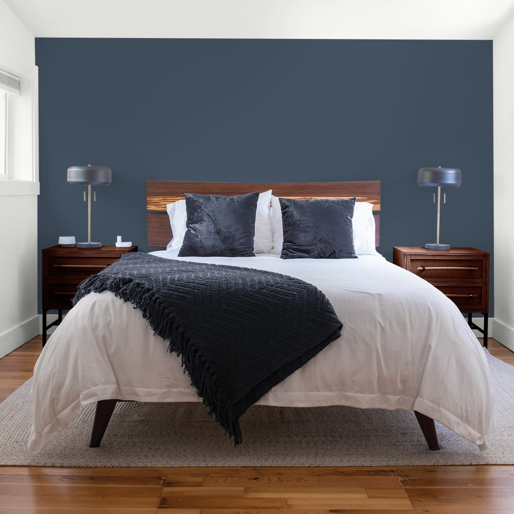 Glidden Spred Cavalry / Navy Blue Flat Interior Paint with Primer, 1 Gallon