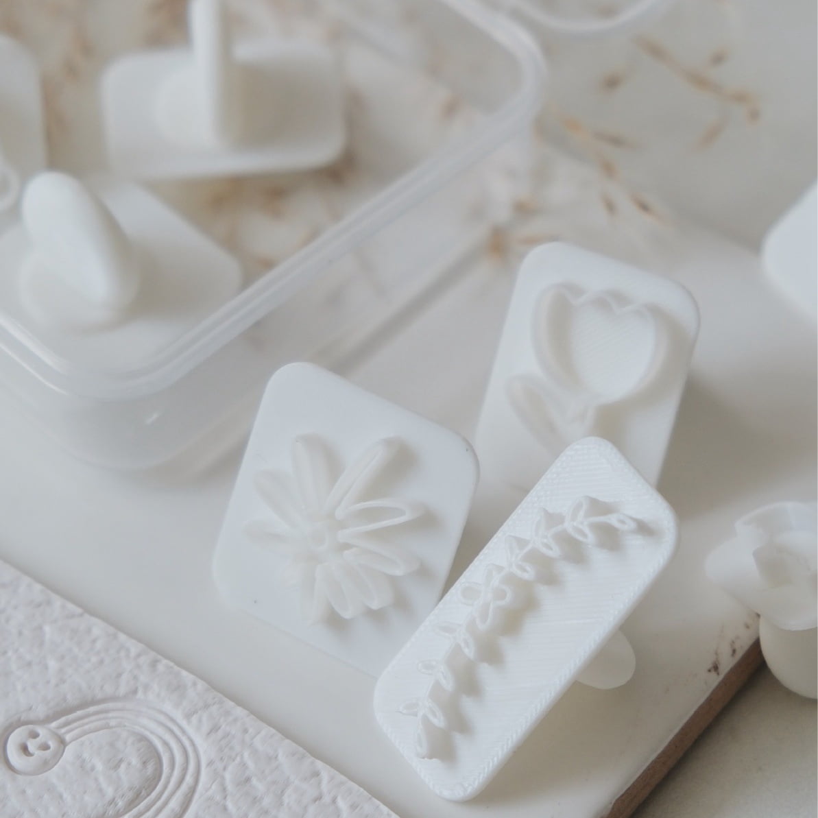 8-Piece Pastoral-Style Polymer Clay Earring Molds Set for DIY Crafts