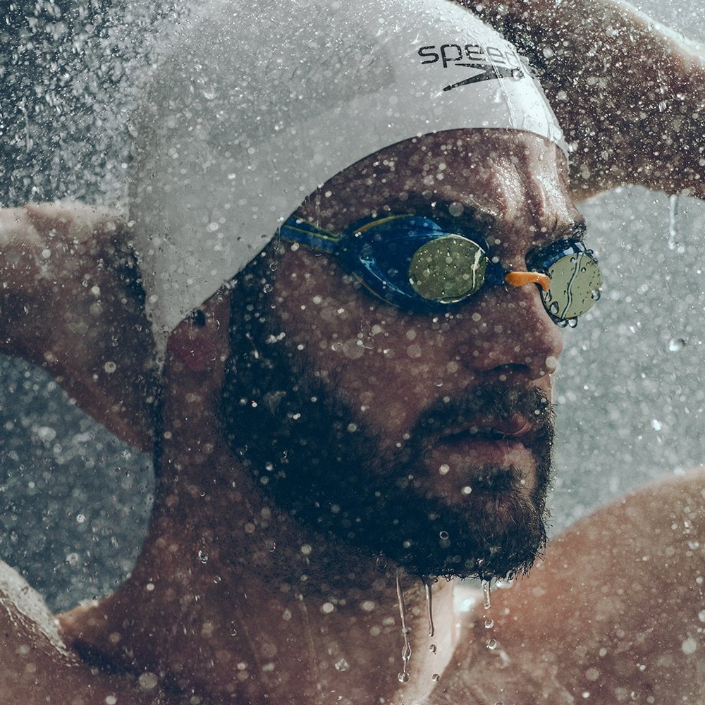 speedo vanquisher 2.0 swim goggles