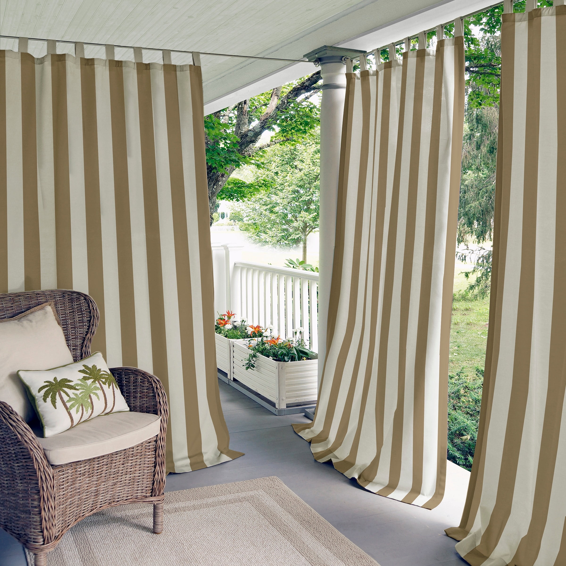 Elrene  Highland Stripe Indoor/ Outdoor Curtain Panel navy 95 Inches