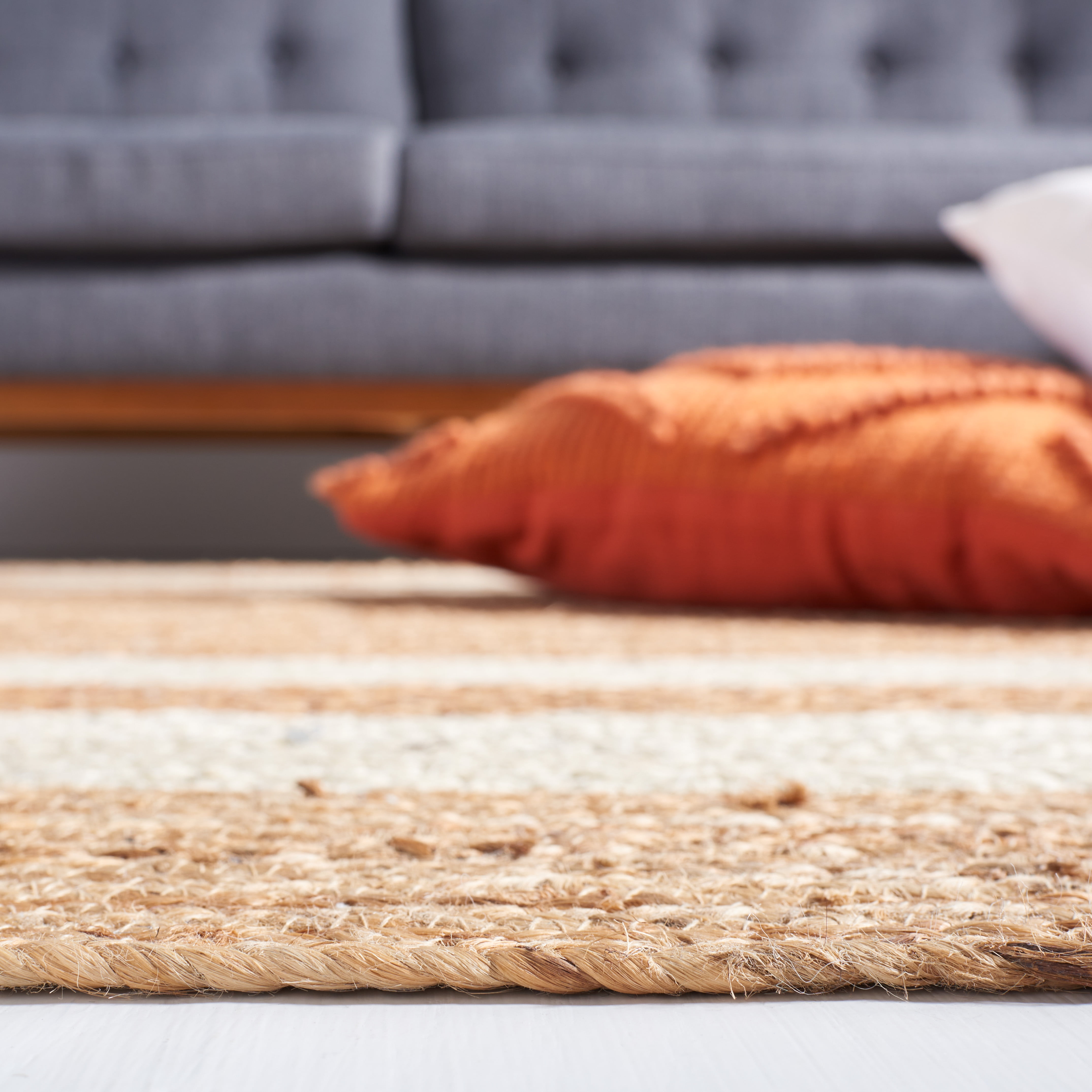 SAFAVIEH Natural Fiber Shannon Bordered Area Rug, Ivory/Natural, 5' x 8'