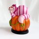thumbnail image 5 of Figura de acción Alicia en el país de las Maravillas Arco Iris Latino Cheshire Cat sentado en calabaza resina 1/72, 5 of 5
