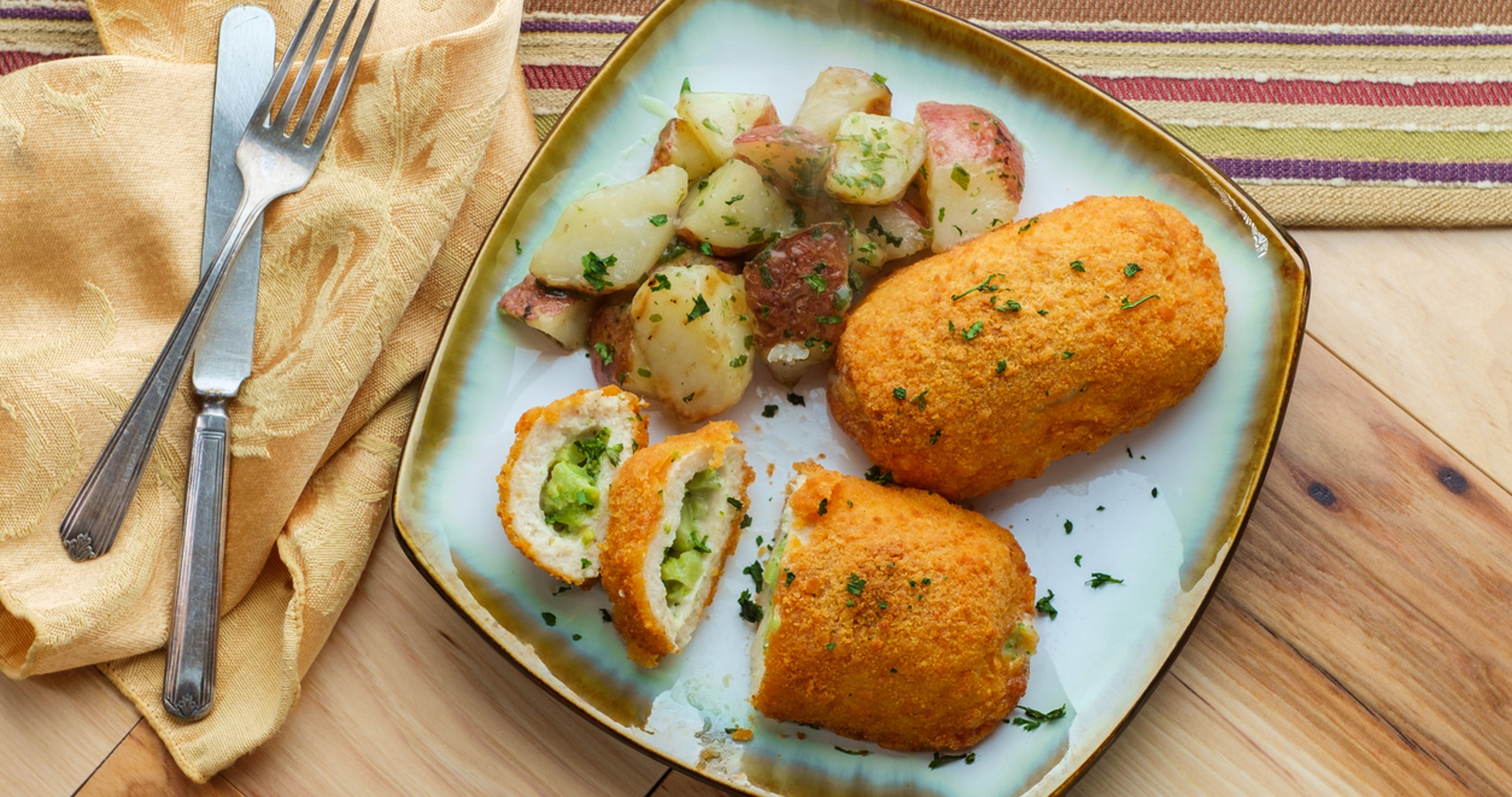 Mity Fresh Frozen Cordon Bleu Stuffed with Broccoli & Cheese 6 Count 5 oz