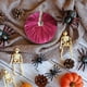thumbnail image 5 of Decoración de Halloween de calabazas de terciopelo suaves y rellenas, exquisitas decoraciones de calabazas de Halloween de 10 cm, color blanco, empaque individual de bolsa opp, 5 of 6