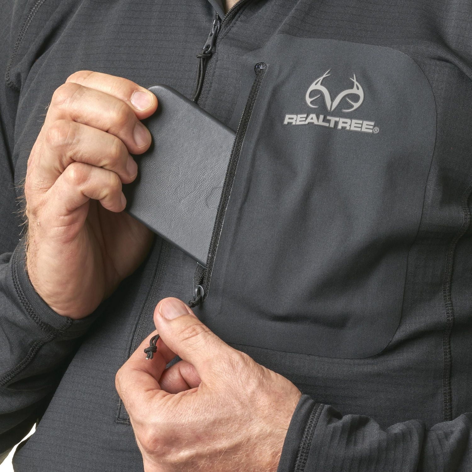 Realtree Men’s ¼ Zip Pullover - Black