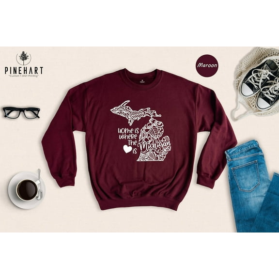 Michigan State Map Sweatshirt: Travel Gift, Michigan Home Apparel TSHIRT All Size S-5XL
