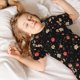 thumbnail image 5 of Balery Red White Flowers Conjunto de Pijama Infantil de Manga Corta con Estampado – Ropa de Dormir de Algodón Suave-Large, 5 of 6