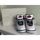 thumbnail image 3 of Ni - ke Jordan 2 Chicago size 10.5, 3 of 5