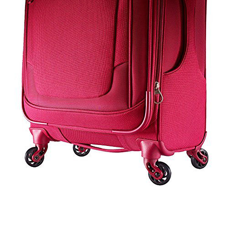 iLite Xtreme Spinner Upright Suitcase 