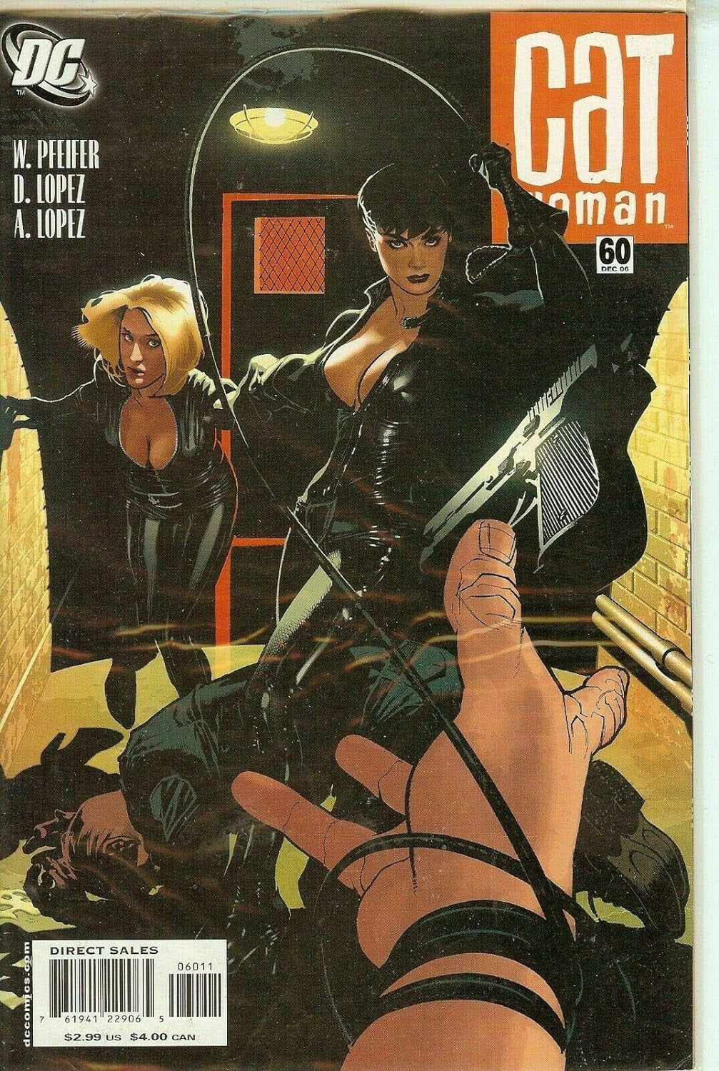 Catwoman Vol 3 #60 NM Hughes Cover Comic