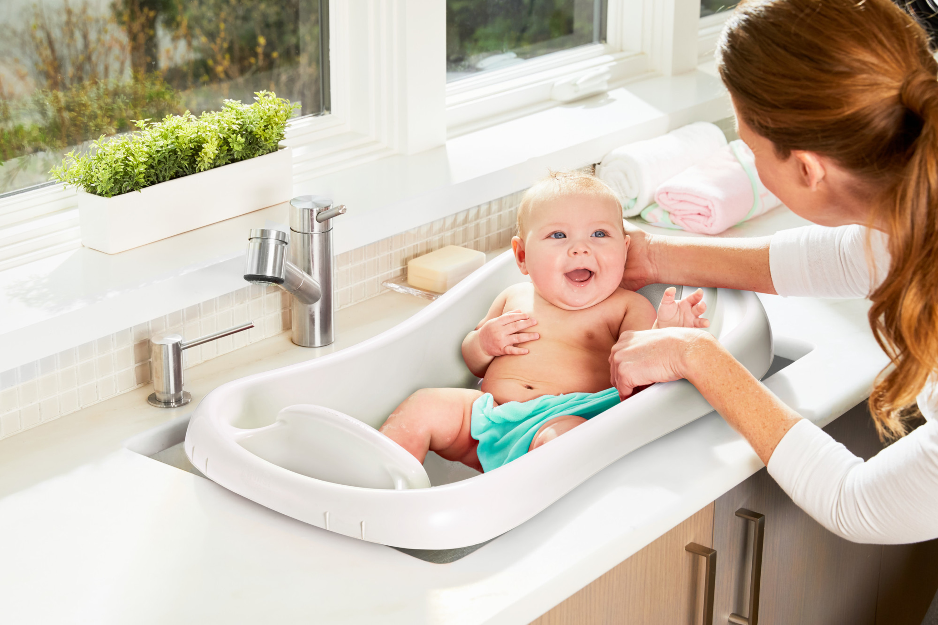 The First Years Sure Comfort Newborn to Toddler Tub, White - image 3 of 4