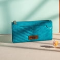 thumbnail image 2 of Cartera Wrangler Minimalist para mujer de piel vegana turquesa, 2 of 7