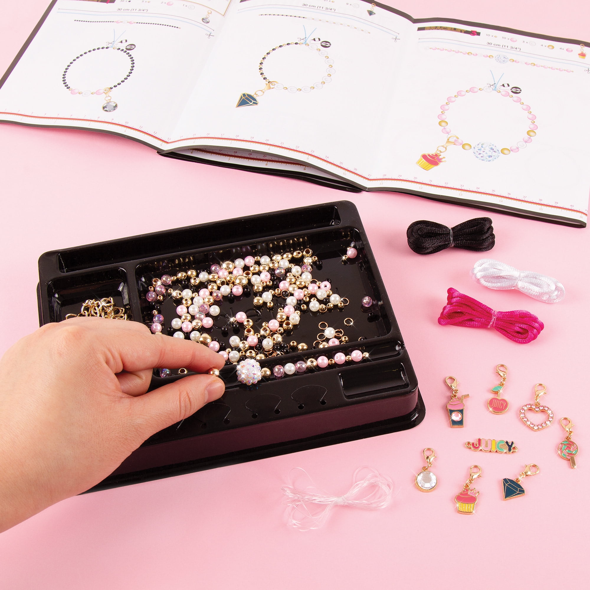 NEW Juicy Couture Perfectly Pink 8 Bracelet Making Kit Gold Charms 185 Pcs  CUTE