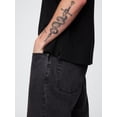 thumbnail image 4 of Camiseta GAP para hombre Worldwide Logo True Black XS, 4 of 5