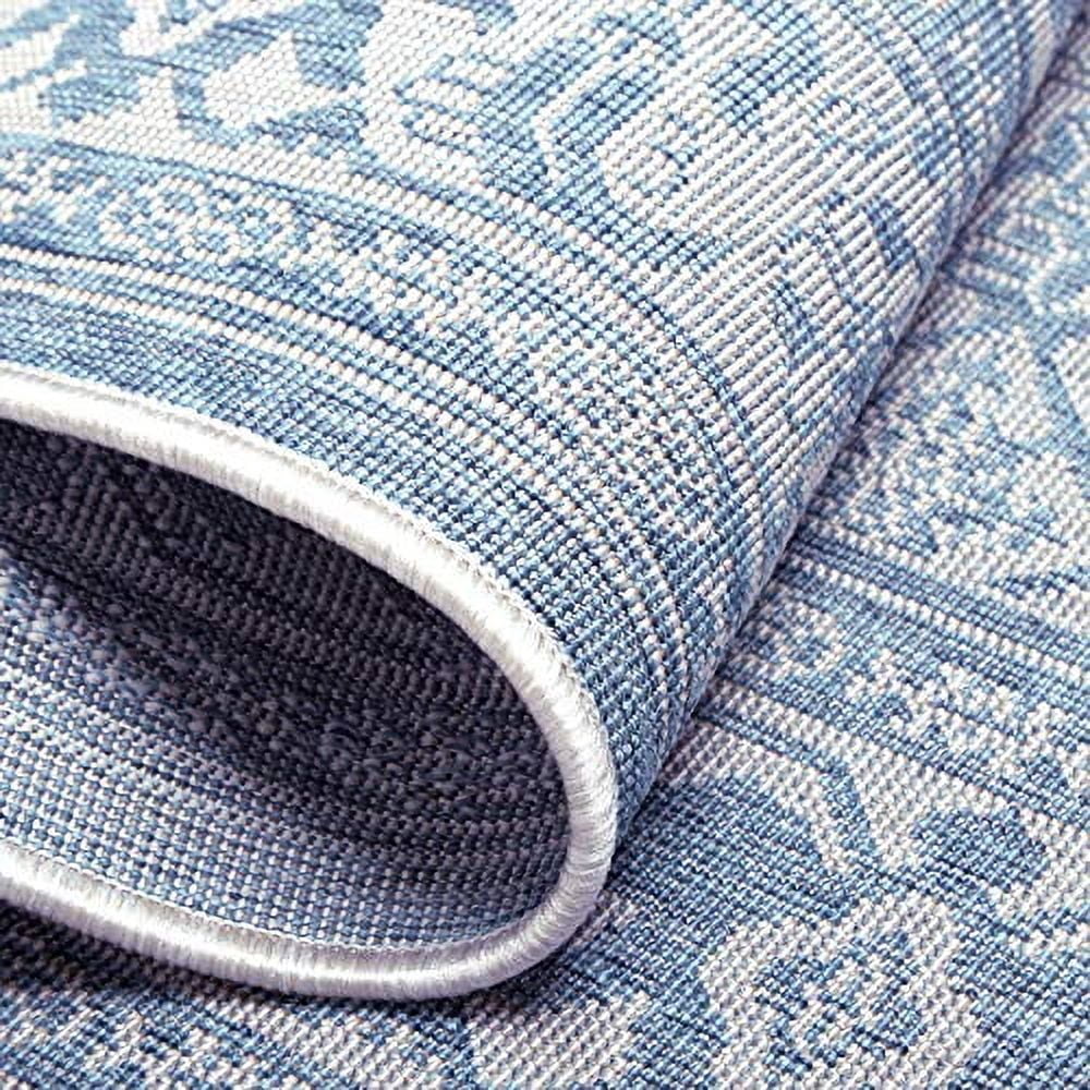 Nicole Miller New York Patio Country Dahlia Transitional Medallion Indoor/Outdoor Area Rug, Blue/Grey, 5'2"x7'2"