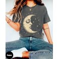 thumbnail image 1 of T-shirt Lune Boho, T-Shirt Rétro pour Femmes, Astrologie Spirituelle, Tee-Shirt Graphique Vintage - Poivre - 4TG, 1 of 4