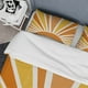 thumbnail image 4 of Designart 'Minimalista Brillante Rayos de Sol Naranja II' Moderno Juego de Funda Nórdica, 4 of 5