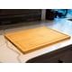 thumbnail image 5 of Tabla de cortar de bambú para cocina, tabla grande de madera para embutidos y quesos de 45 cm, bloque de madera con asas laterales y ranuras para jugos., 5 of 5