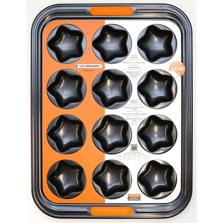 New Le Creuset Bakeware Toughened Non-Stick 12 Cup Star Shaped Baking Tray