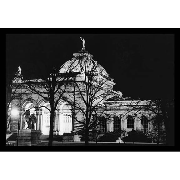 Memorial Hall Philadelphia at Night Fine art canvas print (20" x 30")