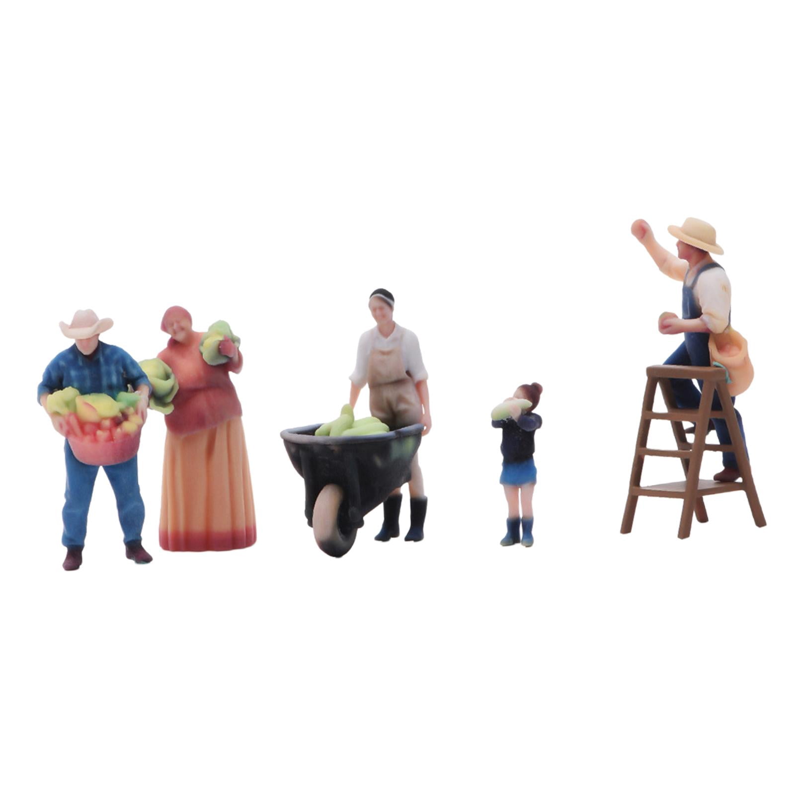 LeeQinersw 1:64 Miniature Figures Mini Models The Farm Family Trains Architectural Models Tiny Mini People Figurines Diorama Accessories