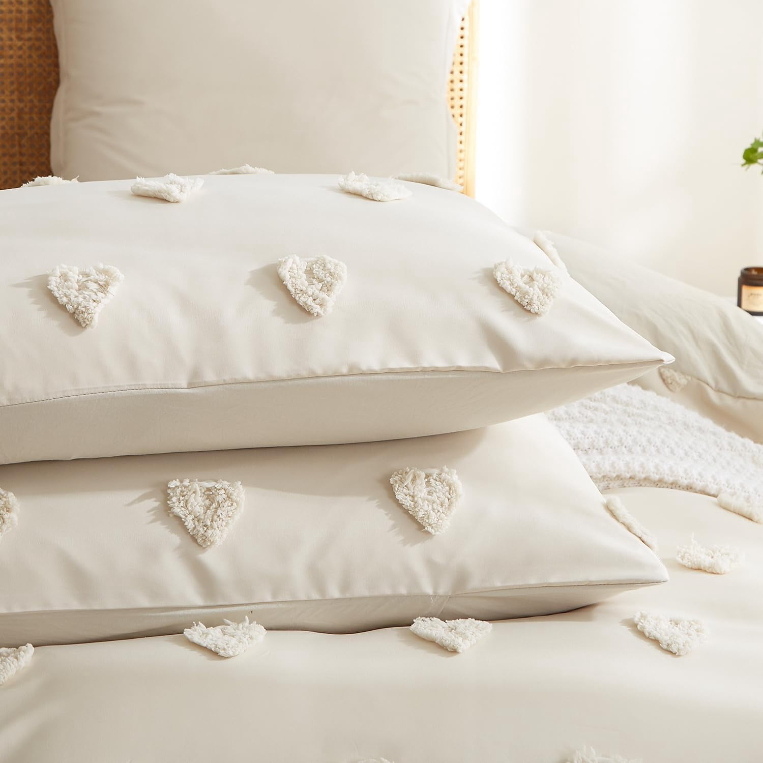JOLUSERE Beige Tufted Heart Dot Duvet Cover King Set, 3 Pieces Ultra Soft Jacquard Embroidery Shabby Chic Bedding Set for All Season