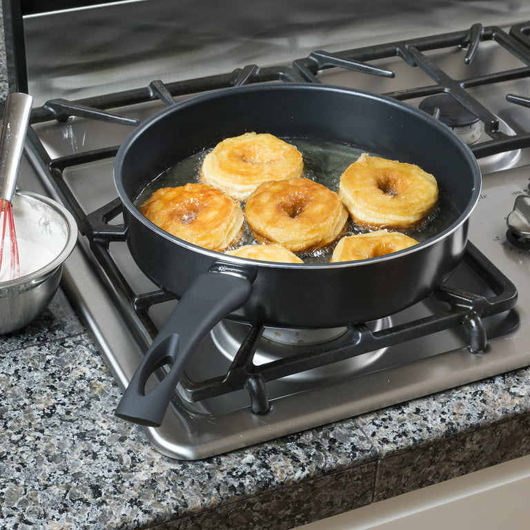HexClad 7 Quart Hybrid Saute Pan, Nonstick Chicken Fryer, Dishwasher and  Oven Friendly, Compatible with All Cooktops