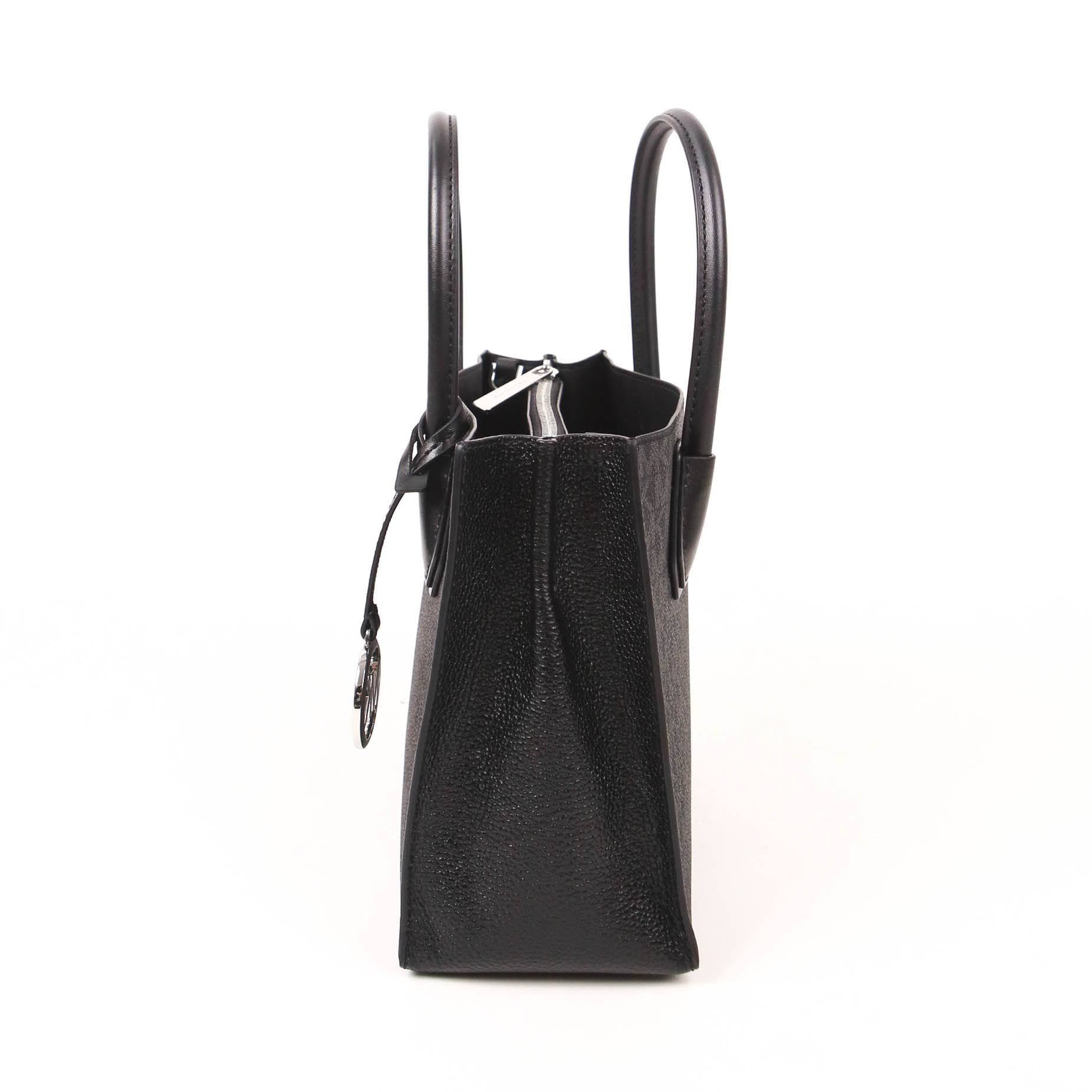 Michael Kors Mercer Medium Luggage Pebbled Leather Messenger Crossbody –  AUMI 4