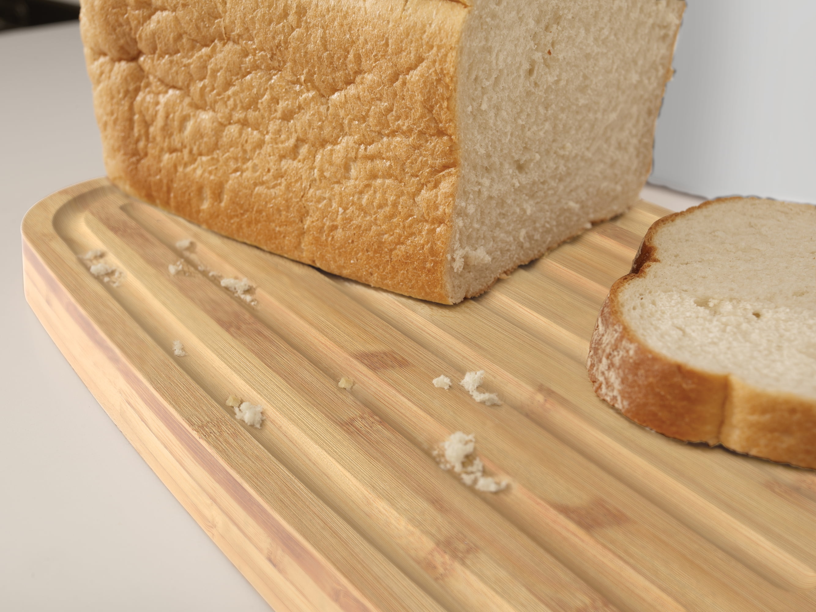Joseph Joseph Bread Bin with Bamboo Cutting Board Lid