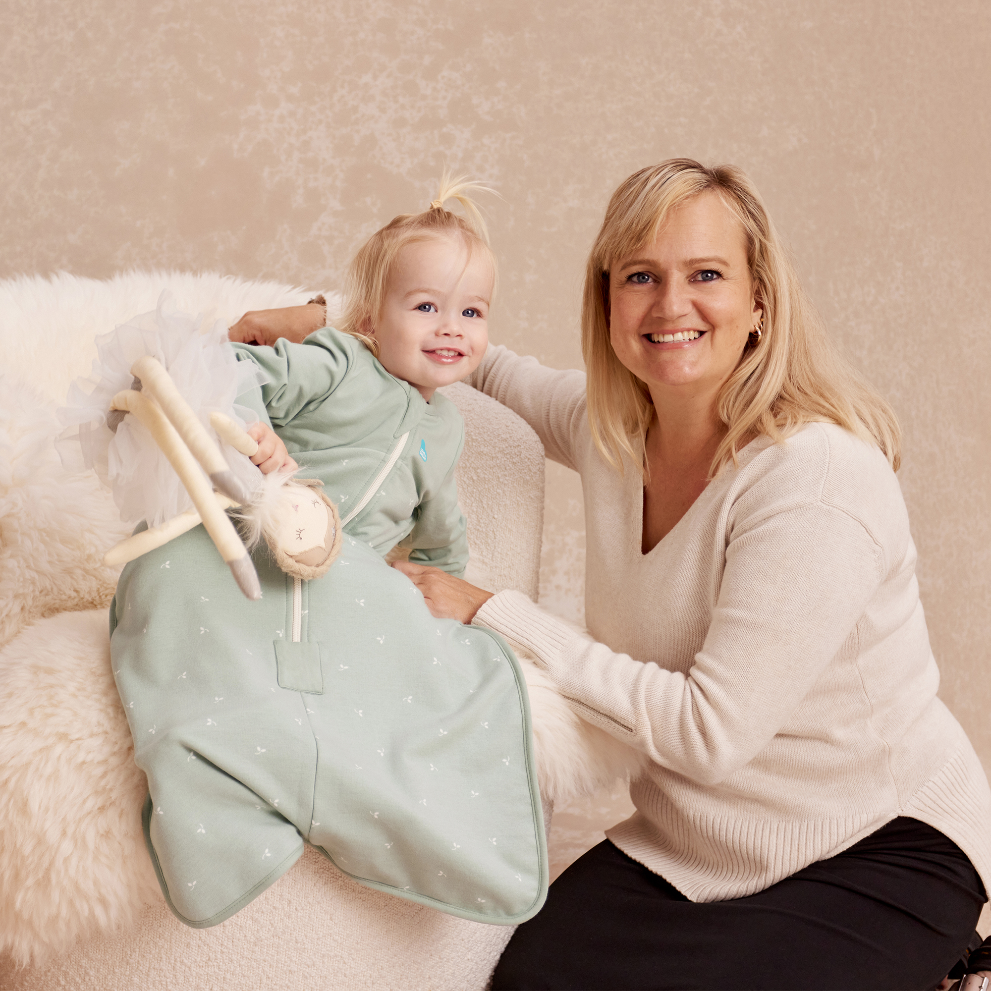 Love to Dream Long Sleeve Sleep Bag Wearable Blanket Organic Cotton Fleece 1.5 TOG, 6-18M Olive Twigs