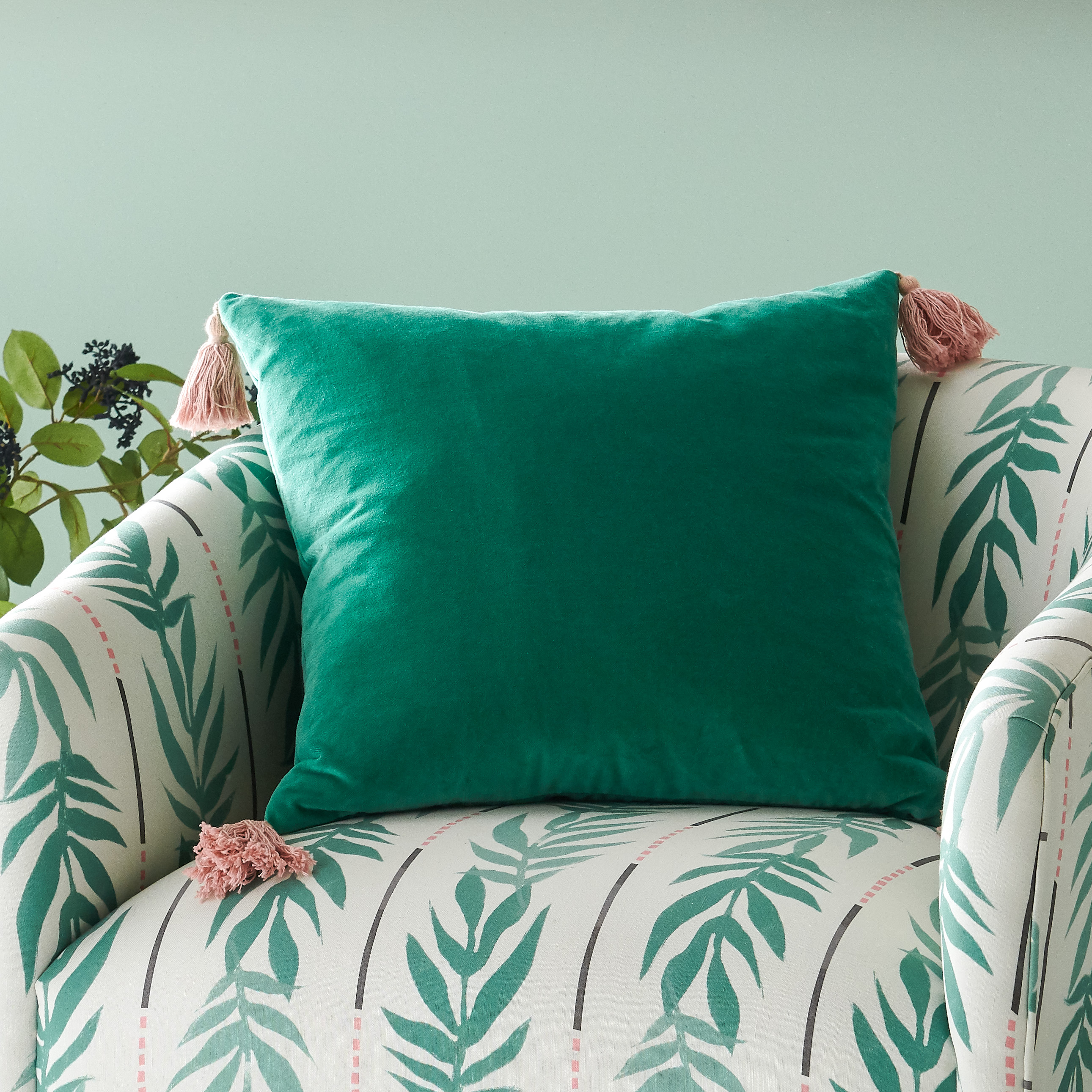 Drew Barrymore Flower Home Velvet Decorative Throw Pillow with Tassels, 20" x 20", Green - image 5 of 5