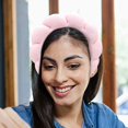 thumbnail image 4 of Diadema de maquillaje para lavarse la cara - Diadema para mujeres - Diademas de maquillaje para el cuidado de la piel, lavado de cara, desmaquillador, ducha, 4 of 5