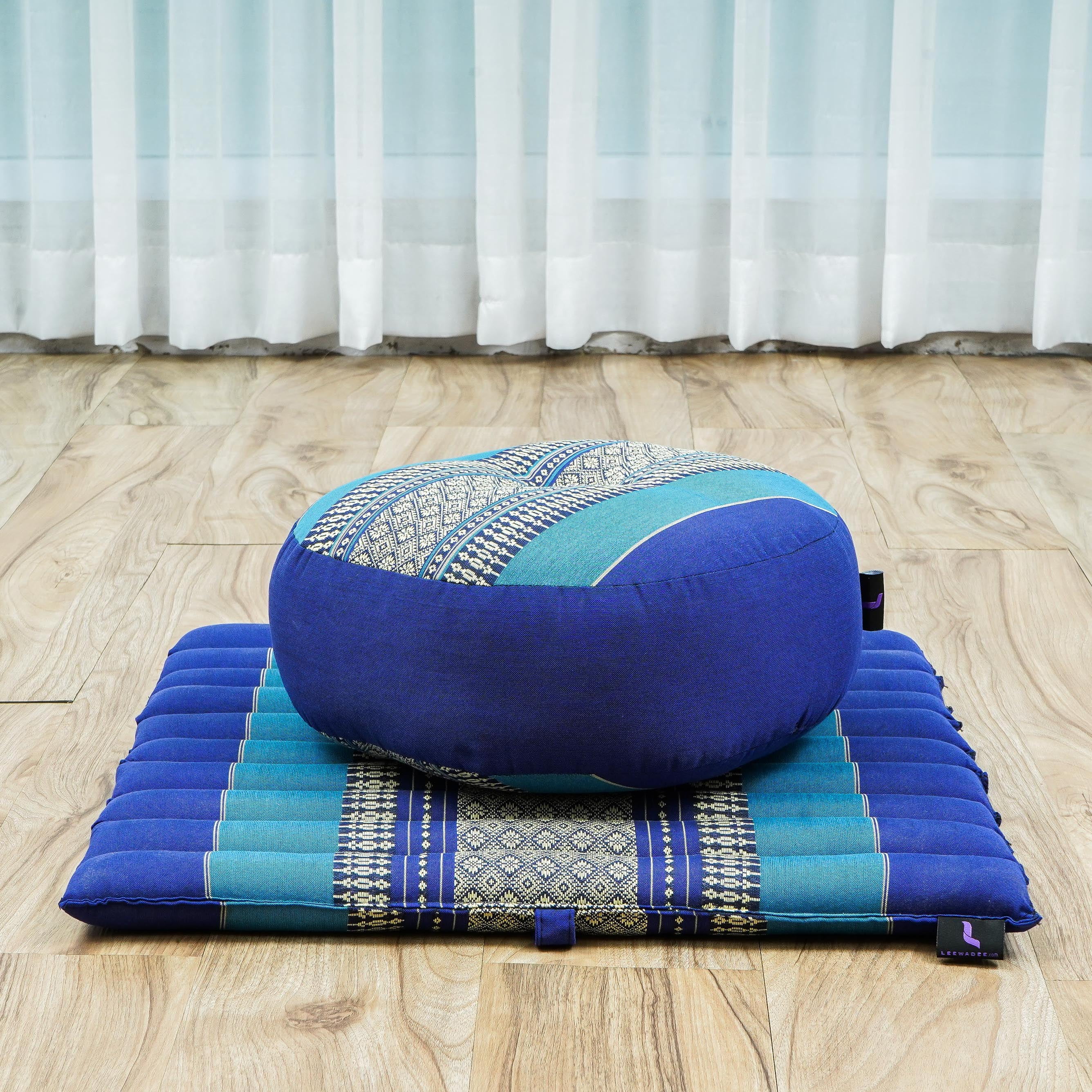 Zafu And Zabuton Set Leewadee Meditation Cushion Set U2013 Small - Main Image