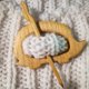 thumbnail image 1 of Broche de plástico para chal de madera cruda, broche de plástico para bufanda, regalo para mujer, accesorio de regalo para niña, joyería, broche de erizo de Animal Wmkox8yii fajkfhkj5843, 1 of 8